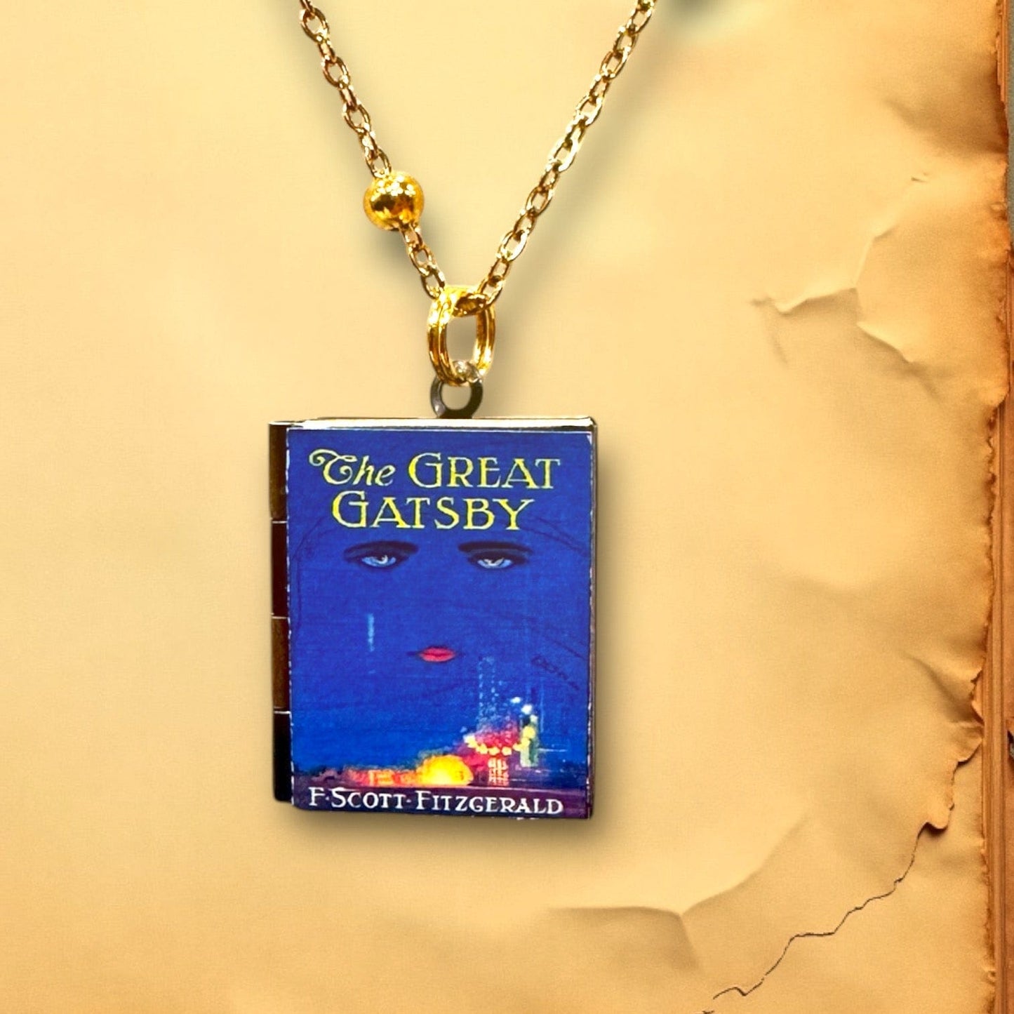 Can'tdles Necklace The Great Gastby Lit Locket